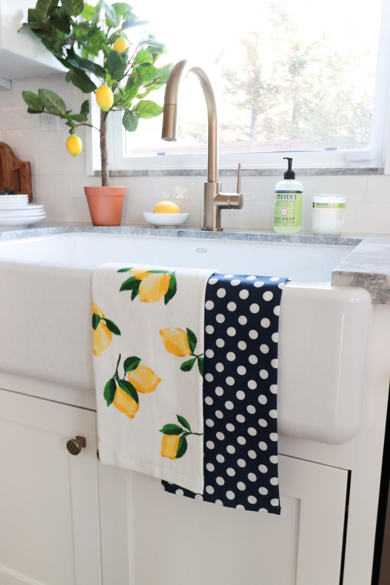 spring kitchen towels